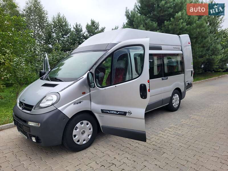 Мінівен Opel Vivaro 2004 в Хмельницькому