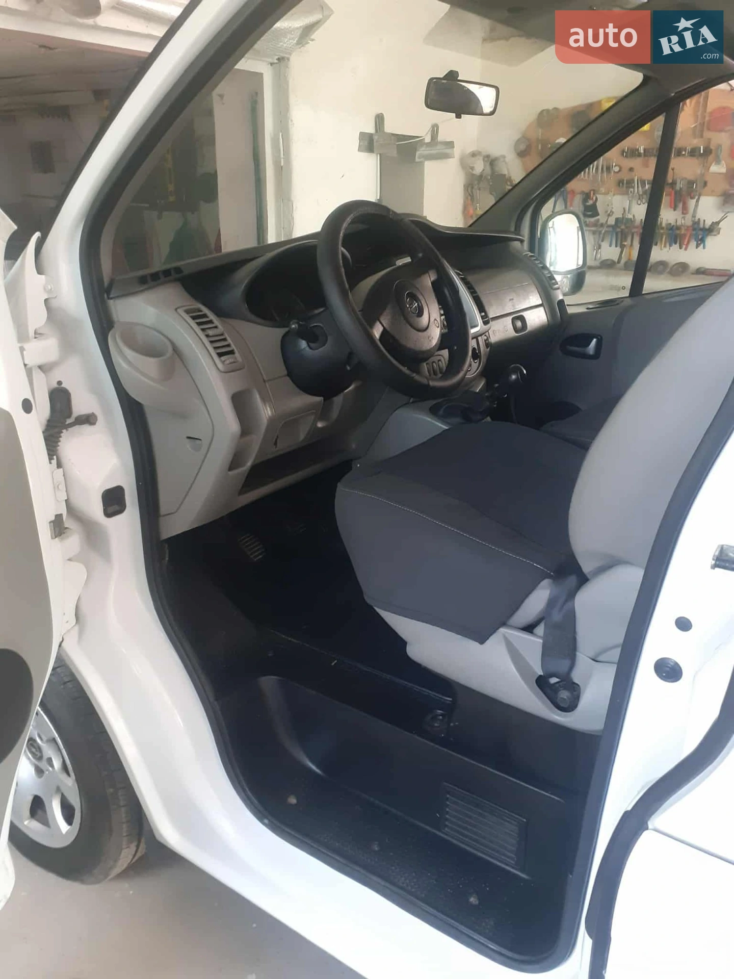 2011 Opel Vivaro - мініатюра 23