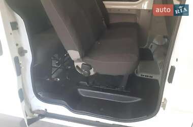 Минивэн Opel Vivaro 2011 в Виноградове