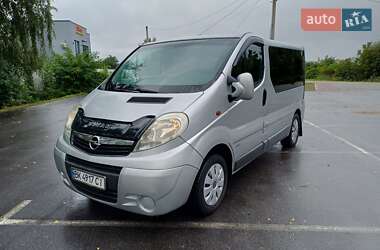 Минивэн Opel Vivaro 2007 в Ровно