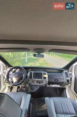 Минивэн Opel Vivaro 2004 в Покрове