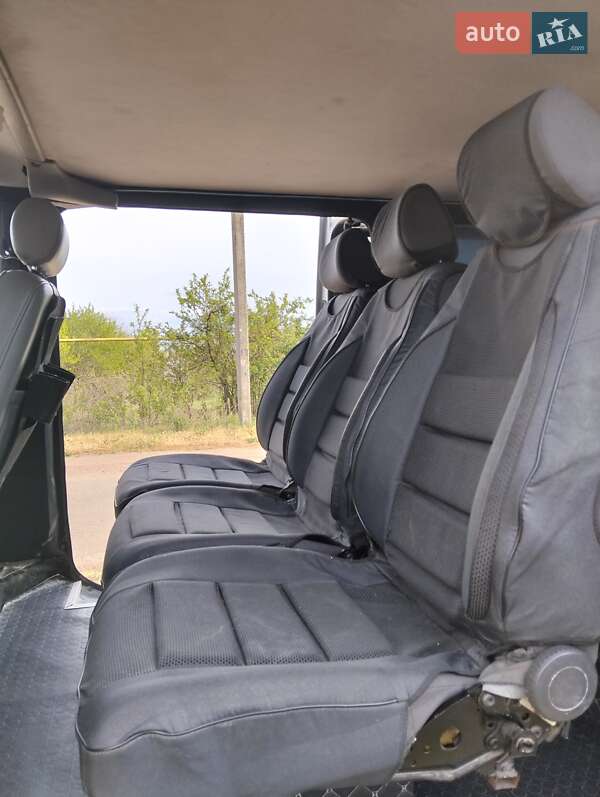 Мінівен Opel Vivaro 2004 в Покрові