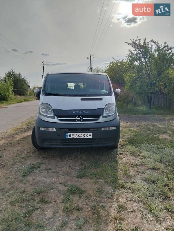 Мінівен Opel Vivaro 2004 в Покрові