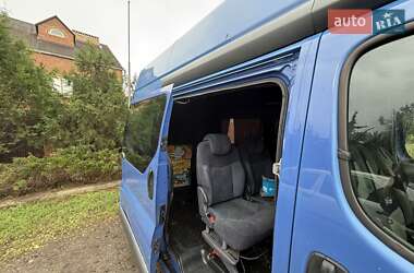 Минивэн Opel Vivaro 2004 в 