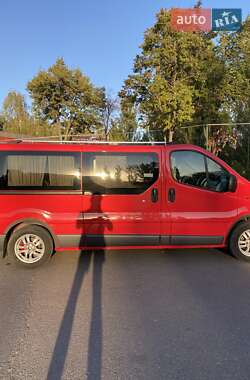 Мінівен Opel Vivaro 2004 в 