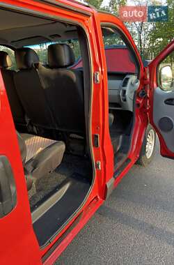 Мінівен Opel Vivaro 2004 в 