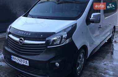 Минивэн Opel Vivaro 2014 в Краматорске