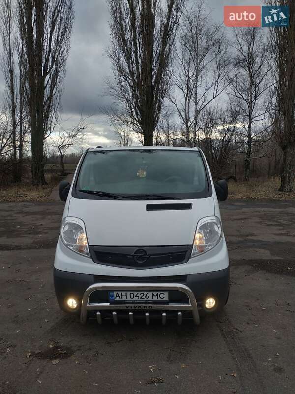 Opel Vivaro 2012