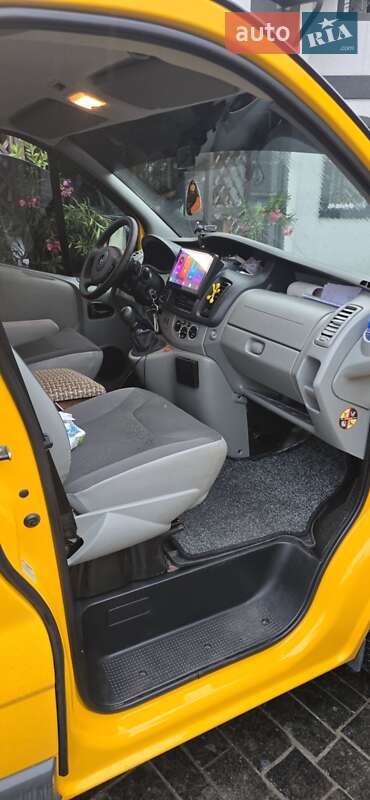 Минивэн Opel Vivaro 2012 в Кременчуге