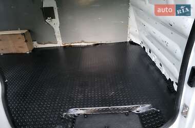 Грузовой фургон Opel Vivaro 2012 в 