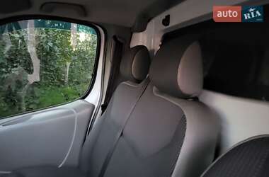 Грузовой фургон Opel Vivaro 2012 в 