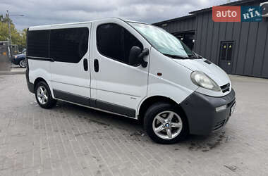 Минивэн Opel Vivaro 2003 в Ковеле