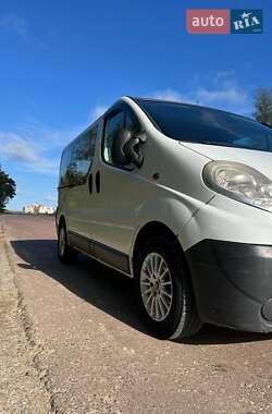 Мінівен Opel Vivaro 2006 в Києві