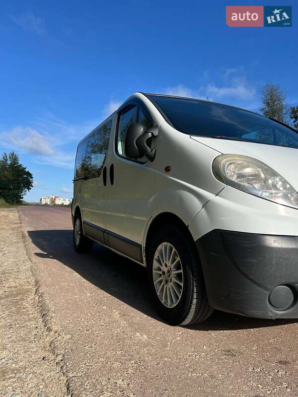 Opel Vivaro 2006
