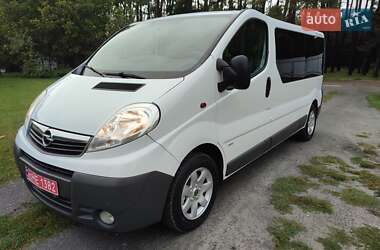 Минивэн Opel Vivaro 2011 в Дубно