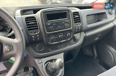 Грузовой фургон Opel Vivaro 2016 в 