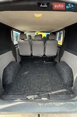 Грузопассажирский фургон Opel Vivaro 2012 в 