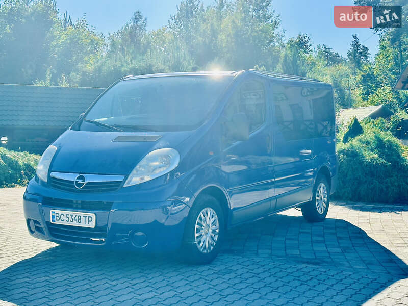 Минивэн Opel Vivaro 2007 в Львове