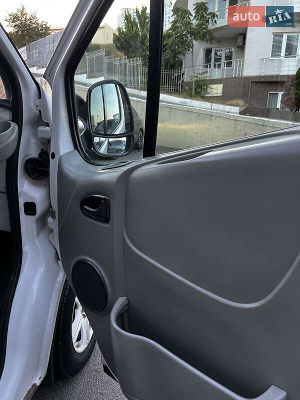 Грузовой фургон Opel Vivaro 2007 в Одессе