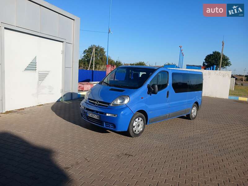 Opel Vivaro 2003