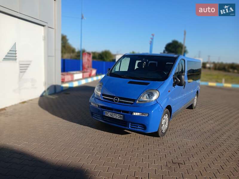 Минивэн Opel Vivaro 2003 в Одессе