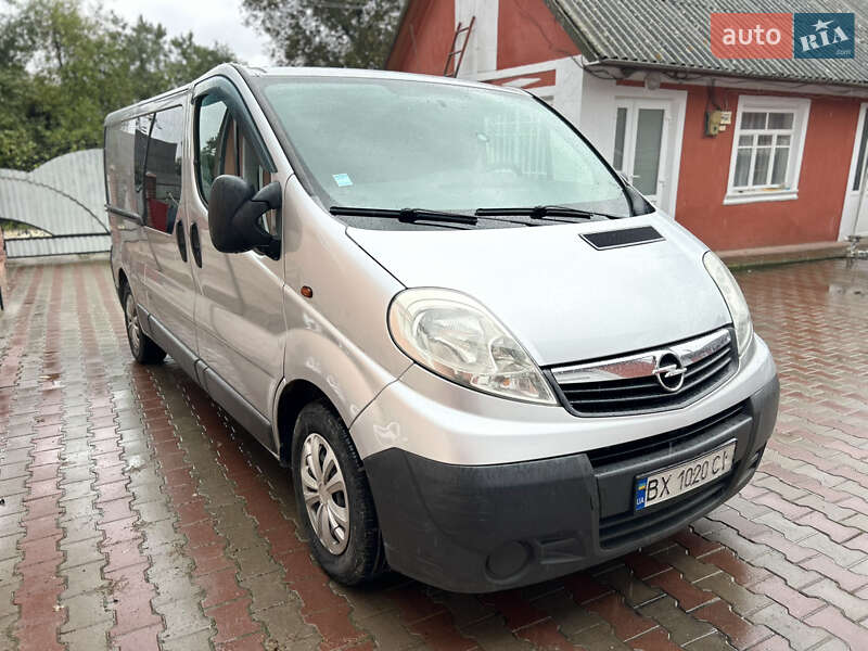 Opel Vivaro 2012