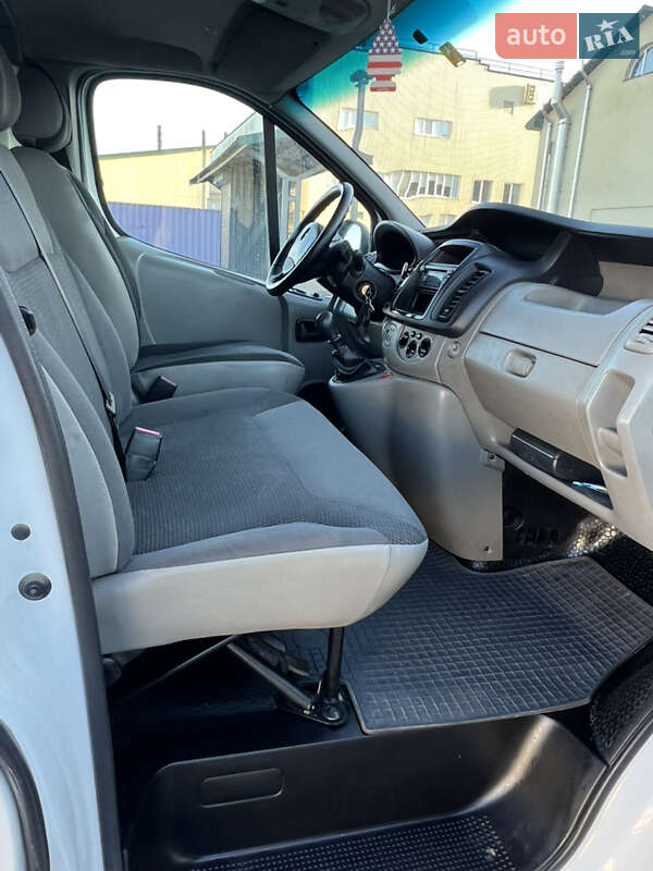 Грузовой фургон Opel Vivaro 2014 в Рожище