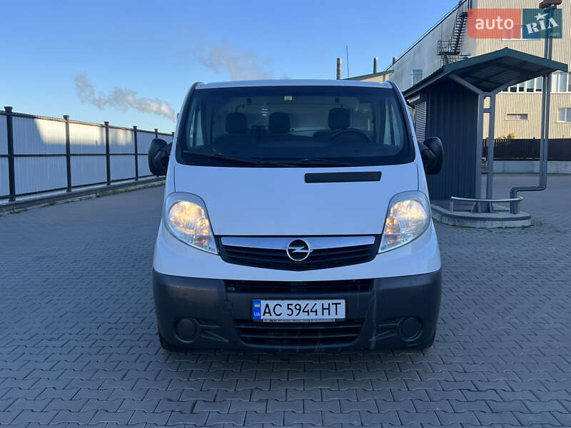 Грузовой фургон Opel Vivaro 2014 в Рожище