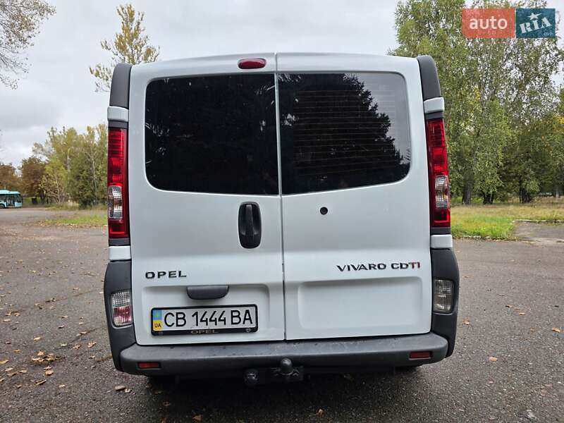 Минивэн Opel Vivaro 2006 в Чернигове