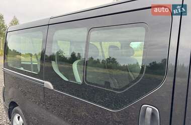 Минивэн Opel Vivaro 2012 в 