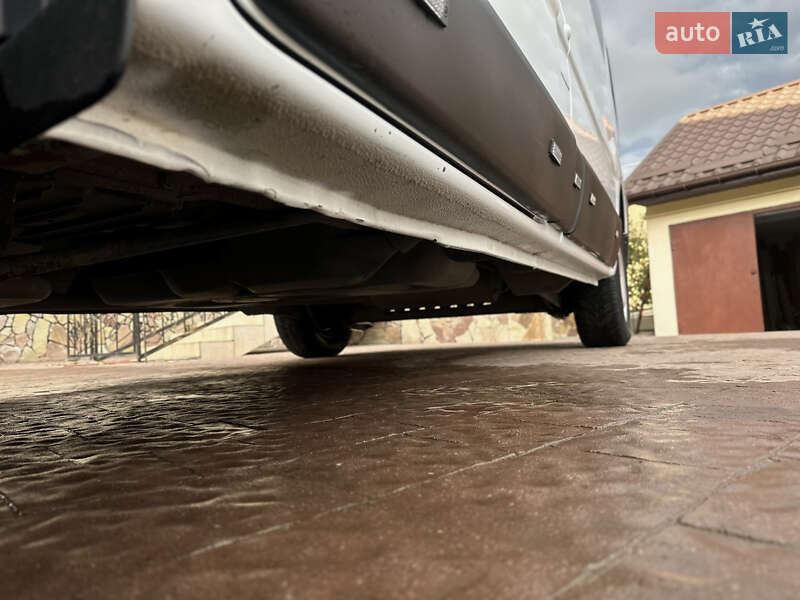 Мінівен Opel Vivaro 2006 в Луцьку