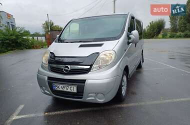 Минивэн Opel Vivaro 2007 в Ровно