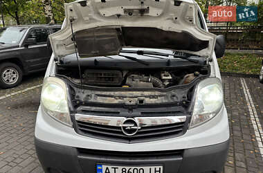 Грузовой фургон Opel Vivaro 2013 в 