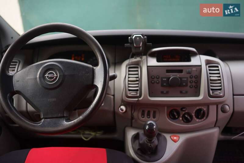 Минивэн Opel Vivaro 2007 в Вознесенске