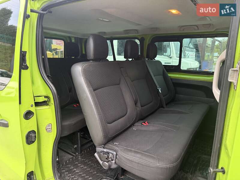 Минивэн Opel Vivaro 2015 в Ивано-Франковске