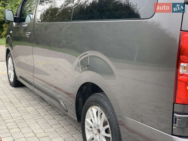 Мінівен Opel Vivaro 2022 в Старокостянтинові