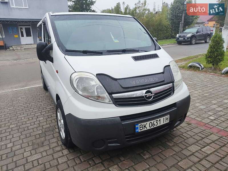 Минивэн Opel Vivaro 2010 в Рокитном фото 4 Минивэн Opel Vivaro 2010 в Рокитном