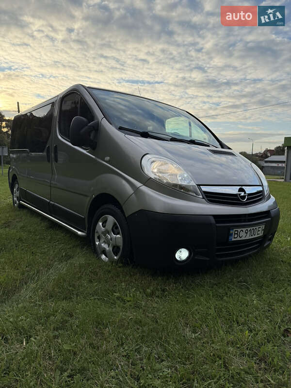 Минивэн Opel Vivaro 2008 в Львове фото 2 Минивэн Opel Vivaro 2008 в Львове
