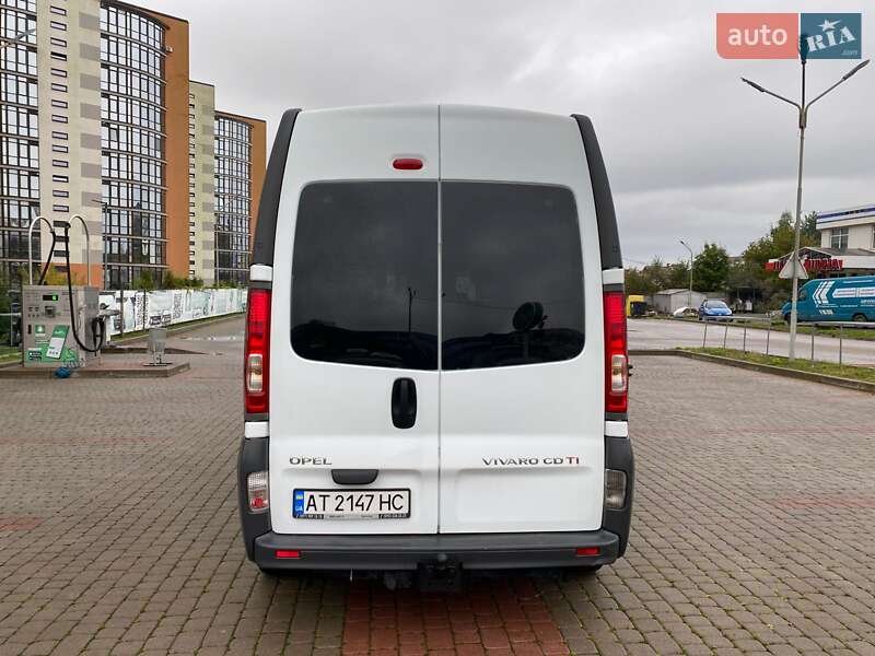 Минивэн Opel Vivaro 2009 в Ивано-Франковске фото 10 Минивэн Opel Vivaro 2009 в Ивано-Франковске