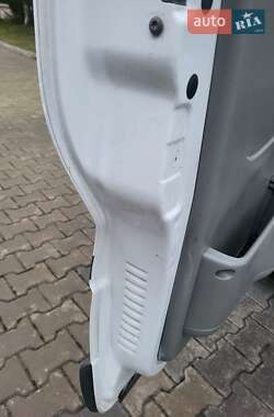 Минивэн Opel Vivaro 2005 в 