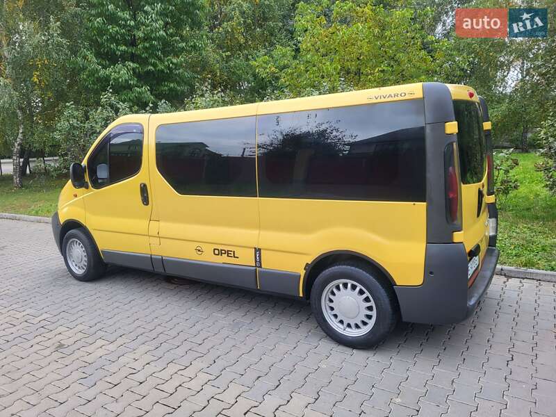 Минивэн Opel Vivaro 2004 в Хмельницком