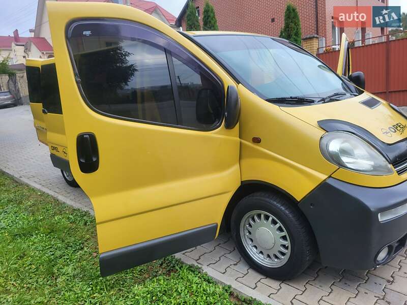 Минивэн Opel Vivaro 2004 в Хмельницком