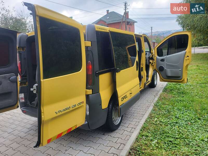 Минивэн Opel Vivaro 2004 в Хмельницком