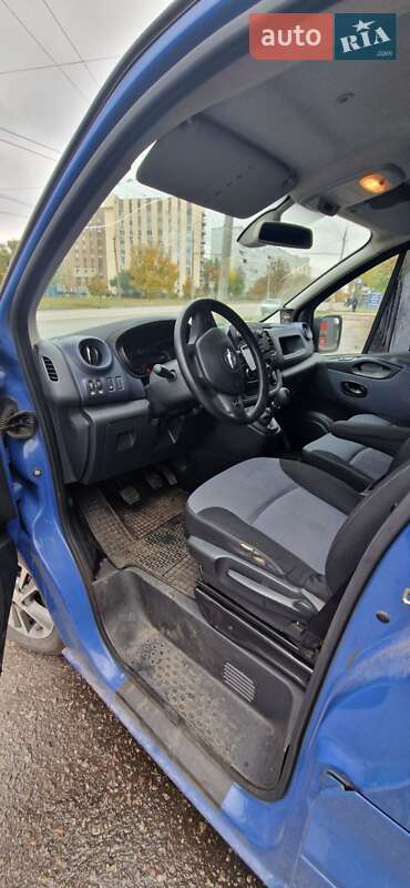 Грузовой фургон Opel Vivaro 2015 в Харькове