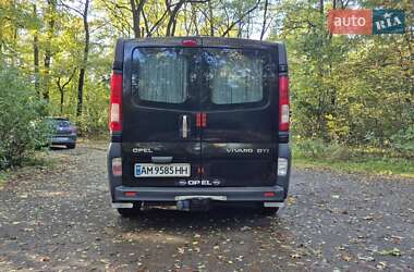 Минивэн Opel Vivaro 2007 в 