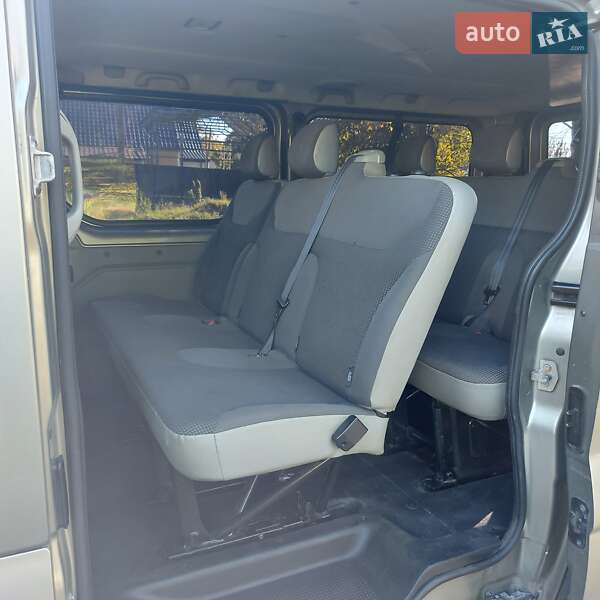 Мінівен Opel Vivaro 2011 в Житомирі фото 5 Мінівен Opel Vivaro 2011 в Житомирі