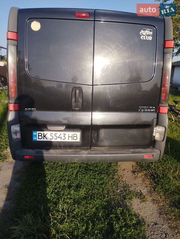 Минивэн Opel Vivaro 2004 в Остроге фото 12 Минивэн Opel Vivaro 2004 в Остроге