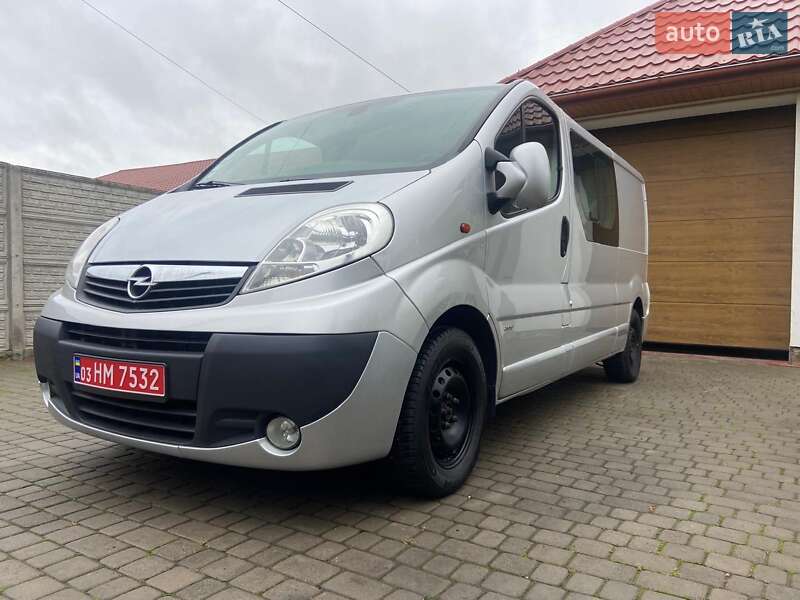 Минивэн Opel Vivaro 2012 в Луцке фото 25 Минивэн Opel Vivaro 2012 в Луцке