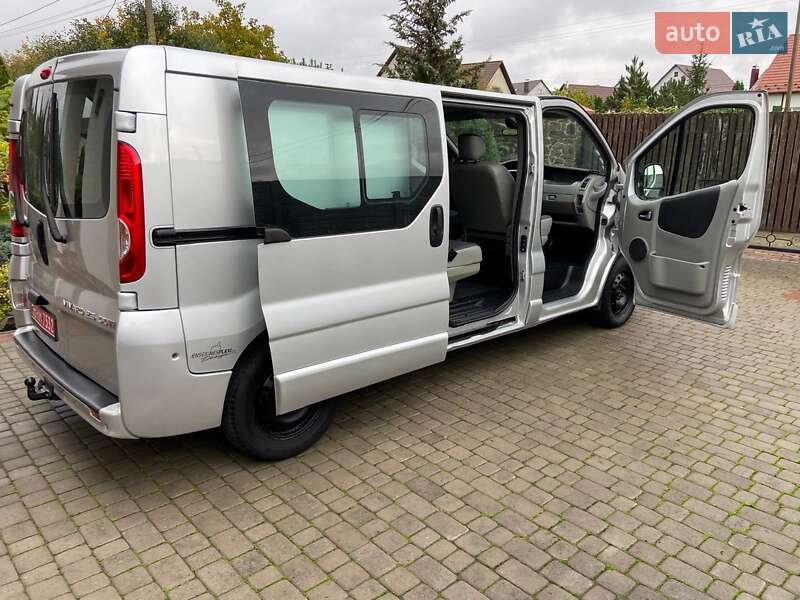 Минивэн Opel Vivaro 2012 в Луцке фото 12 Минивэн Opel Vivaro 2012 в Луцке