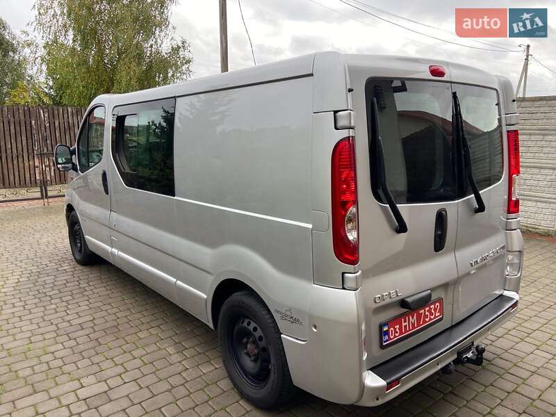 Минивэн Opel Vivaro 2012 в Луцке фото 10 Минивэн Opel Vivaro 2012 в Луцке